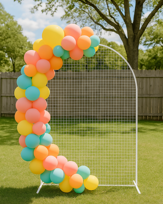 The Mesh Arch Backdrop